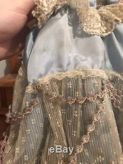 Franklin mint heirloom Marie Antoinette Bisque Doll Collectible Rare