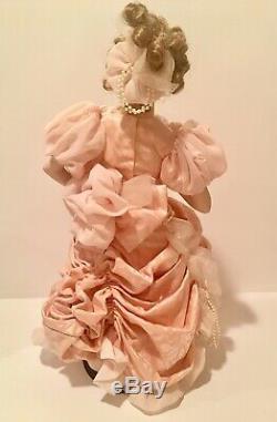 Gibson Girl Franklin Mint Heirloom Mother Child/Infant Porcelain Doll with Pamphle