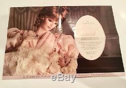 Gibson Girl Franklin Mint Heirloom Mother Child/Infant Porcelain Doll with Pamphle