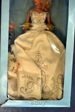 Gorgeous FABREGE Franklin Mint STASYA Blonde Porcelain Bride Doll With Box NICE