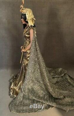 Gorgeous Franklin Mint Heirloom Doll Cleopatra Artist Maryse Nicole Porcelain