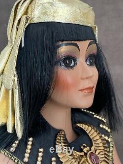 Gorgeous Franklin Mint Heirloom Doll Cleopatra Artist Maryse Nicole Porcelain