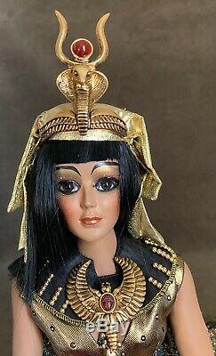 Gorgeous Franklin Mint Heirloom Doll Cleopatra Artist Maryse Nicole Porcelain