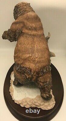 Grizzly Bear Statue Figurine with Base 1988 Porcelain Franklin Mint w COA MSRP 295