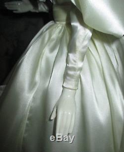 Gwtw Franklin Mint Gold Standard Series Porcelain Scarlett Bride Doll Coa Box