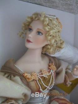 Happily Ever After Cinderellaporcelain doll-Franklin Mint-broken finger-NRFB