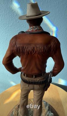 JOHN WAYNE THE DUKE Franklin Mint Hand Painted Porcelain Figurine True Grit
