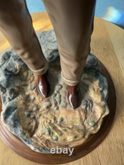JOHN WAYNE THE DUKE Franklin Mint Hand Painted Porcelain Figurine True Grit