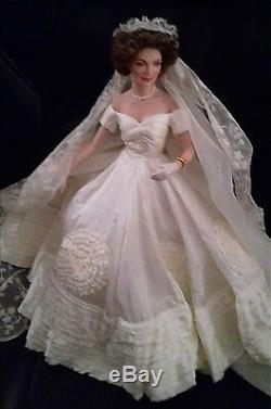 Jackie Kennedy Porcelain Doll Wedding Dress Franklin Mint