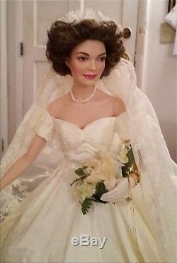 Jackie Kennedy Porcelain Doll Wedding Dress Franklin Mint