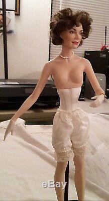 Jackie Kennedy Porcelain Doll Wedding Dress Franklin Mint