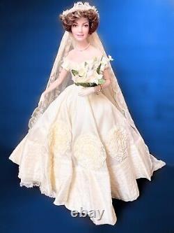 Jackie Kennedy Porcelain Wedding Doll NEW 16 Inch Franklin Mint