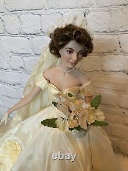 Jackie Onassis Kennedy Wedding Franklin Mint Heirloom Doll Porcelain Ann Lowe