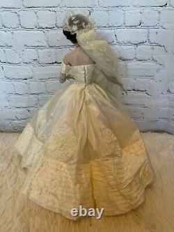 Jackie Onassis Kennedy Wedding Franklin Mint Heirloom Doll Porcelain Ann Lowe