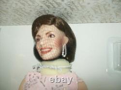 Jacqueline Kennedy Porcelain Doll Franklin Mint NEW