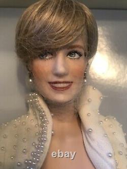 Lady Diana Princess Of Wales Porcelain Doll Franklin Mint NRFB