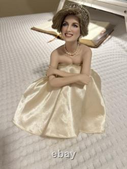 Limited/ Numbered Franklin Mint Sitting Princess Diana Porcelain Doll