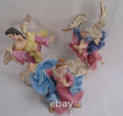 Lot 3 Franklin Mint The Vatican Nativity Limited Edition Mary Angel Figurine