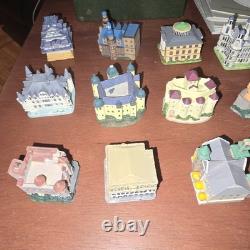 Lot of 25 Mini Plated of World's Great Porcelain Houses Collection. With COAs Lot of 25 Mini Plated of World's Great Porcelain Houses Collection. With COAs