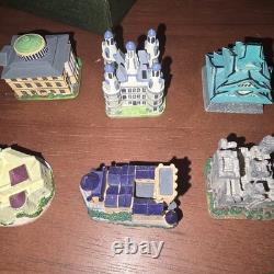 Lot of 25 Mini Plated of World's Great Porcelain Houses Collection. With COAs