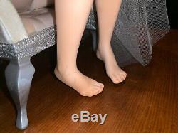 Love Marilyn Monroe Franklin Mint Porcelain Portrait Doll & Satin Seat