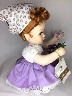 Lucille Ball I LOVE LUCY Franklin Mint GRAPE STOMPING ITALIAN MOVIE Baby Doll