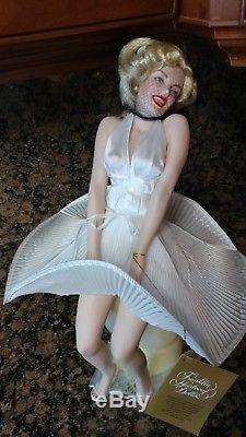 MARILYN MONROE SEVEN 7 YEAR ITCH FRANKLIN MINT HEIRLOOM PORCELAIN DOLL New