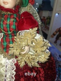 MARYSE NICOLE Lady Bethany Franklin Mint Full porcelain Christmas Doll 24 Vint