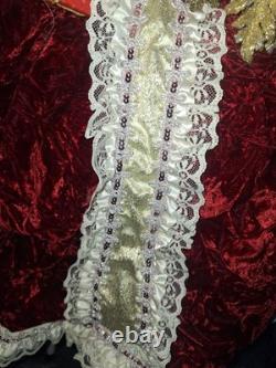 MARYSE NICOLE Lady Bethany Franklin Mint Full porcelain Christmas Doll 24 Vint