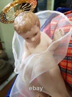 Madonna Of The Magnificat and Child Porcelain Doll 1988 Franklin Mint