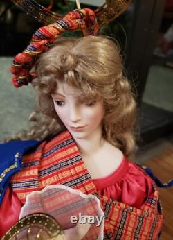 Madonna Of The Magnificat and Child Porcelain Doll 1988 Franklin Mint