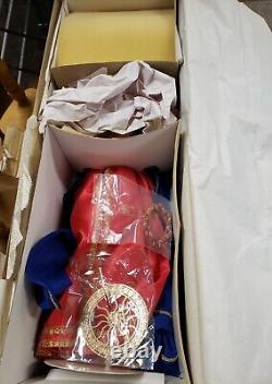 Madonna Of The Magnificat and Child Porcelain Doll 1988 Franklin Mint