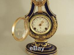 Marie Antoinette Porcelain Clock Franklin Mint/Victoria & Albert Museum Replica