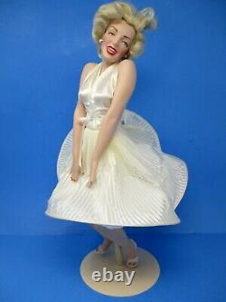 Marilyn Monroe 7 Year Itch 16 Franklin Mint Heirloom Porcelain Doll