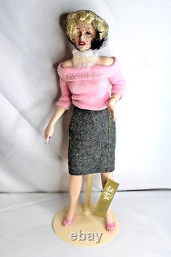 Marilyn Monroe? Franklin Mint Heirloom Porcelain Sweater Girl Doll Never Displyd