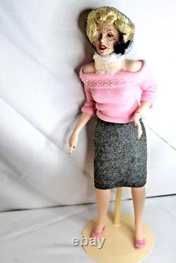 Marilyn Monroe? Franklin Mint Heirloom Porcelain Sweater Girl Doll Never Displyd