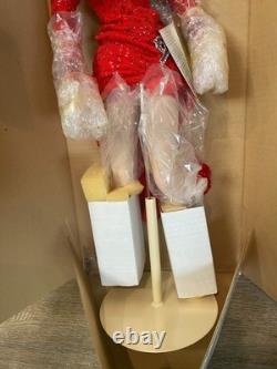 Marilyn Monroe Franklin Mint Porcelain Doll Gentlemen Prefer Blondes Red Dress