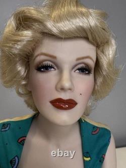 Marilyn Monroe Franklin Mint Porcelain Doll Unforgettable Marilyn 2002 A2231