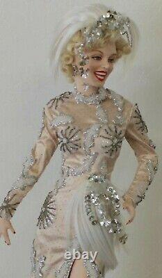 Marilyn Monroe Franklin Mint porcelain 24 doll limited edition Show business