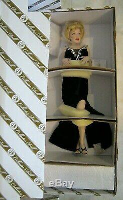 Marilyn Monroe Irresistible Porcelain Doll The Franklin Mint NEW NRFB COA