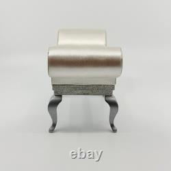 Marilyn Monroe Love Marilyn Porcelain Doll Franklin Mint Bench 2001 A3599