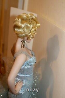 Marilyn Monroe Porcelain Franklin Mint Doll Light Blue Shimmery Dress withFREE MUG