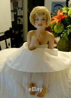 Marilyn Monroe Porcelain Portrait Doll 2001 Franklin Mint Rare PC