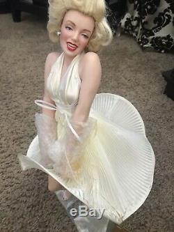 Marilyn Monroe The Seven Year Itch Porcelain Doll By Franklin Mint