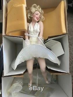 Marilyn Monroe The Seven Year Itch Porcelain Doll By Franklin Mint