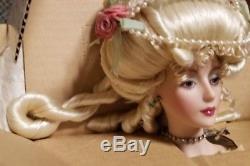 Mint Nib Coa Franklin Mint Heirloom Marie Antoinette Porcelain Doll 17