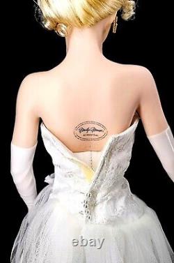 Miss Marilyn Monroe (Porcelain) All About Eve by The Franklin Mint