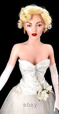 Miss Marilyn Monroe (Porcelain) All About Eve by The Franklin Mint