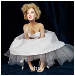NIB Franklin Mint Marilyn Monroe Porcelain Doll Ballerina Seated Satin Bench