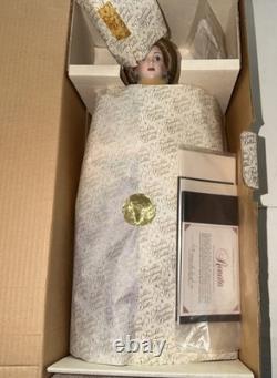 NIB RARE Franklin Mint Renata Porcelain Doll Heirloom Tales Vienna Woods (12753)